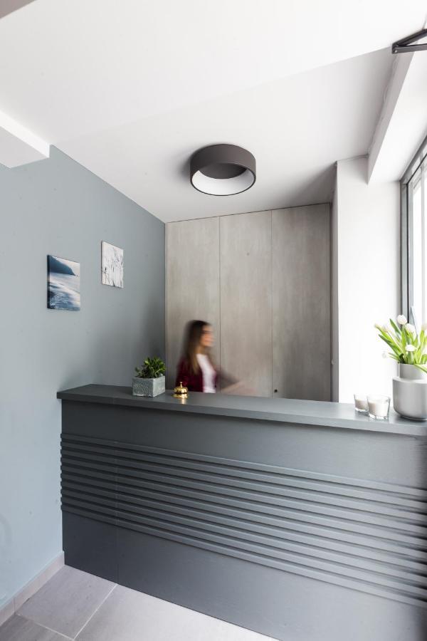Aparthotel 12 Reasons Why Metaxourgeio Athen Exterior foto