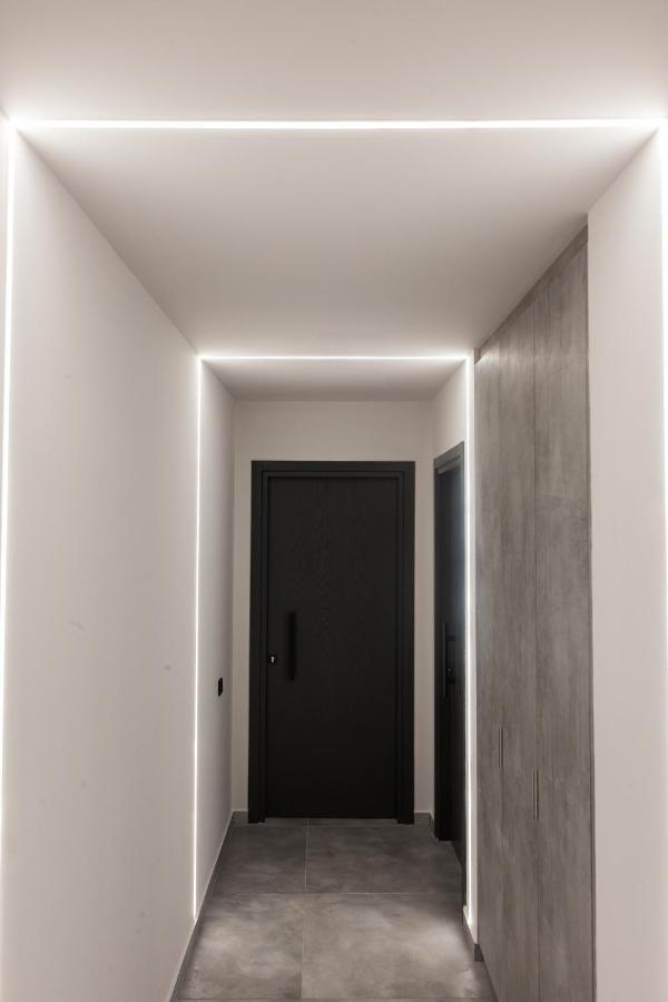 Aparthotel 12 Reasons Why Metaxourgeio Athen Exterior foto