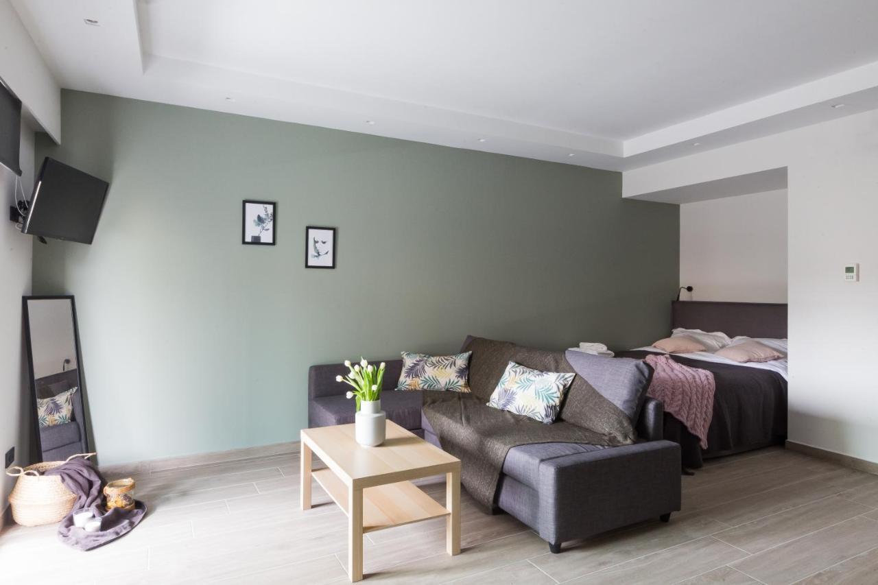 Aparthotel 12 Reasons Why Metaxourgeio Athen Exterior foto