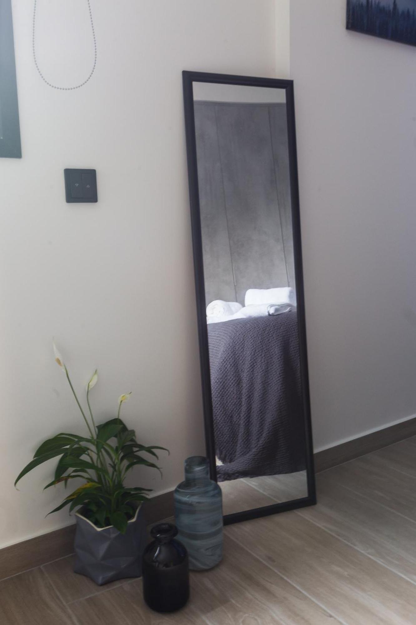 Aparthotel 12 Reasons Why Metaxourgeio Athen Exterior foto